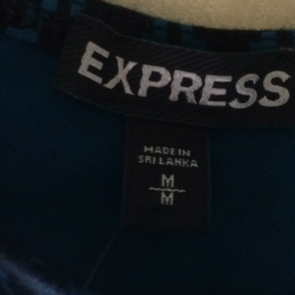 Express Top - Picture 7 of 7